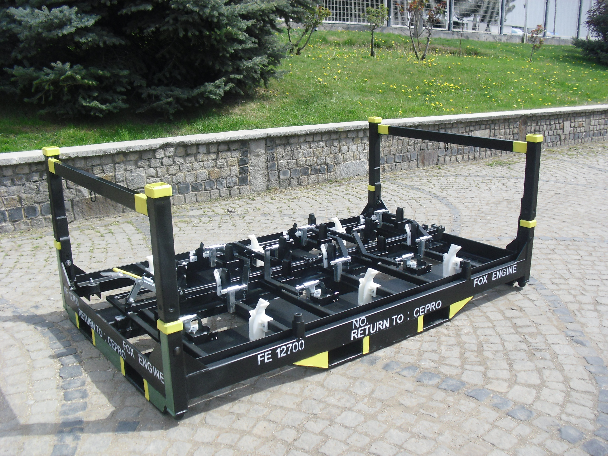 ÖZEL MOTOR TAŞIMA KONTEYNERİ-4